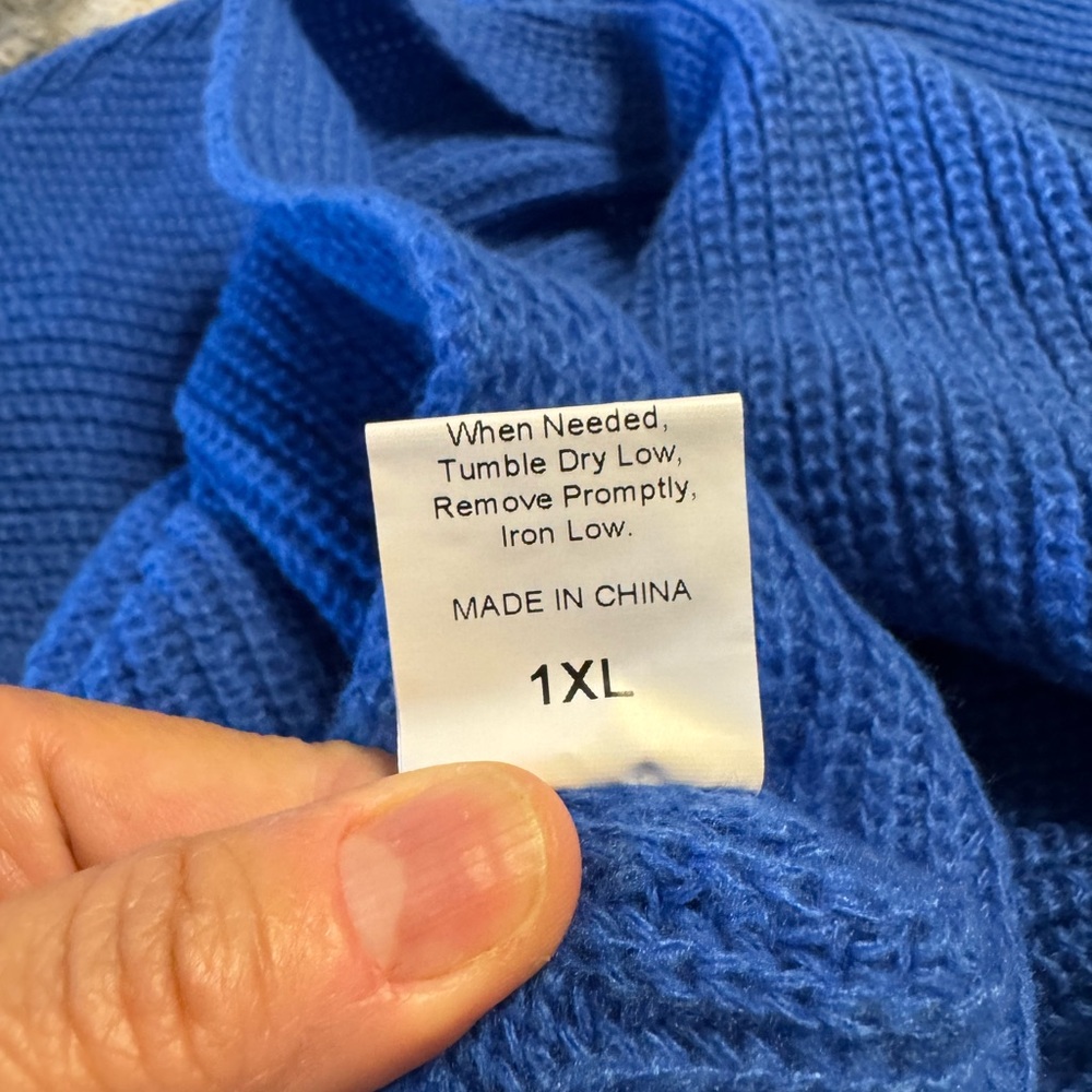 Off-Shoulder Women Sweater - Picture 5 of 6